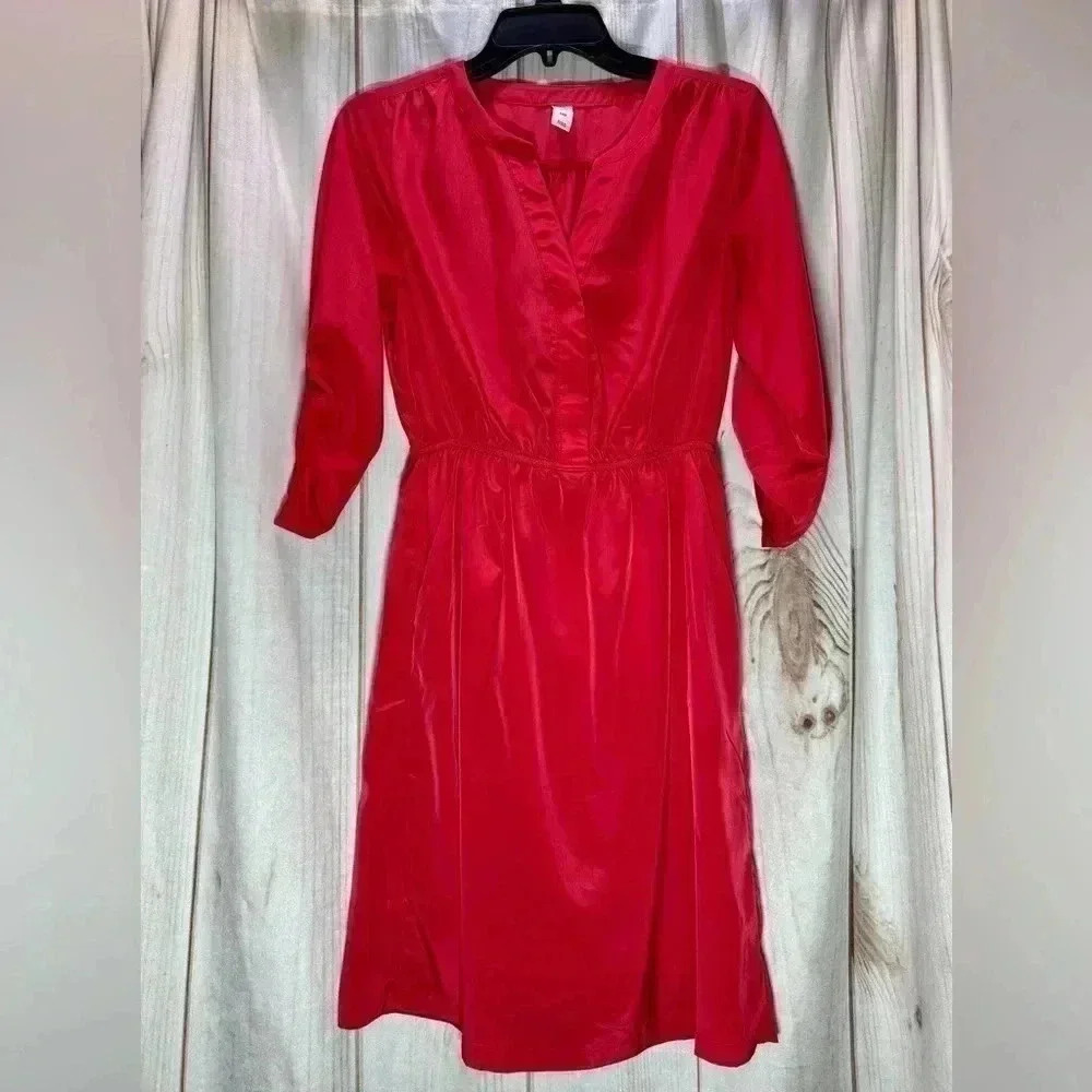 Old Navy Women's V-Neck Cinched Waist Dress Size Small‎ Amaryllis Red